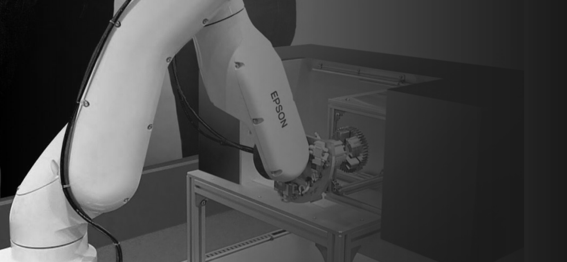 Imagen Principal, brazo robotico Avanzando hacia el futuro de las nuevas generaciones en las soluciones de las tecnologías industriales.